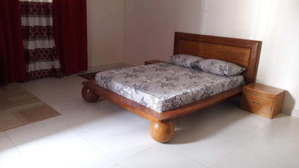 Residence Cheikh Fall Ντακάρ Εξωτερικό φωτογραφία